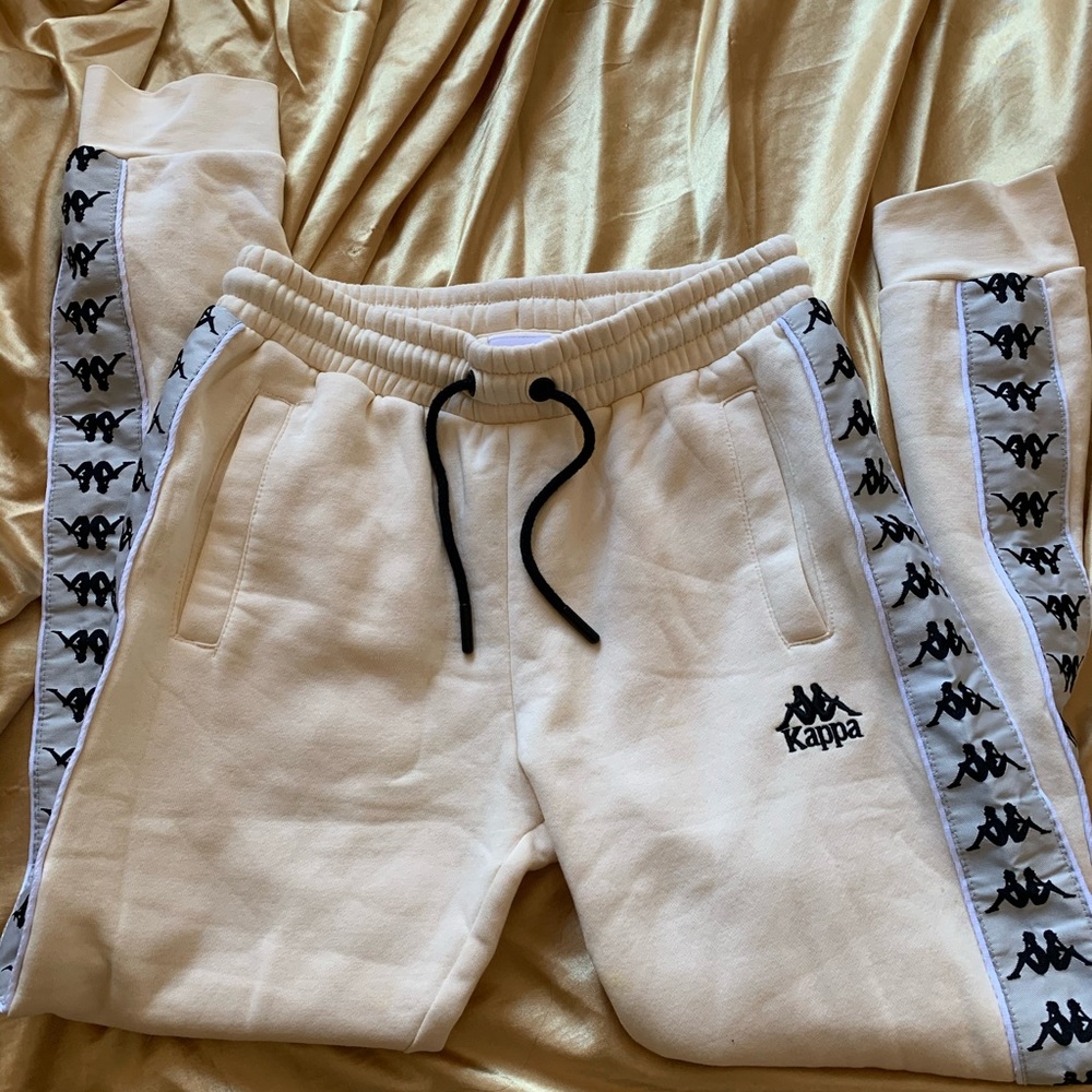 Kappa cream colored joggers!